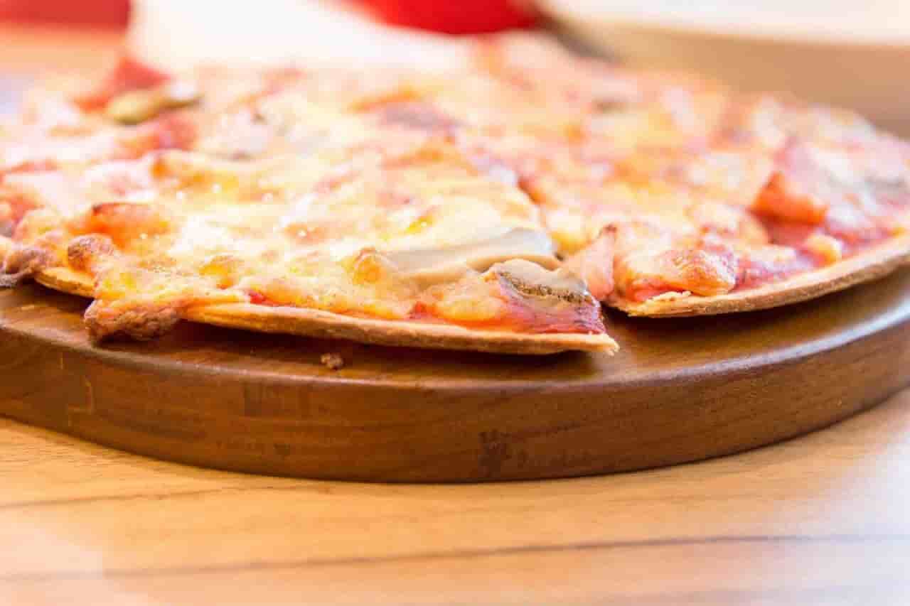 FOOD-pizza4-1280x853.jpg